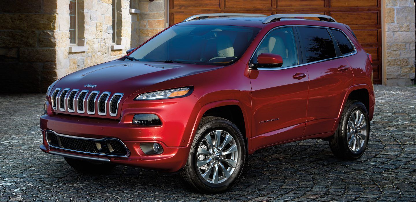 2017 Jeep Cherokee Front Exterior Red