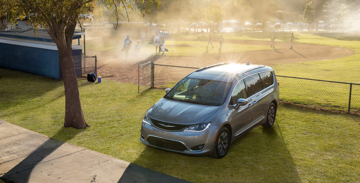 2018 Chrysler Pacifica Hybrid Front Gray Exterior Top View